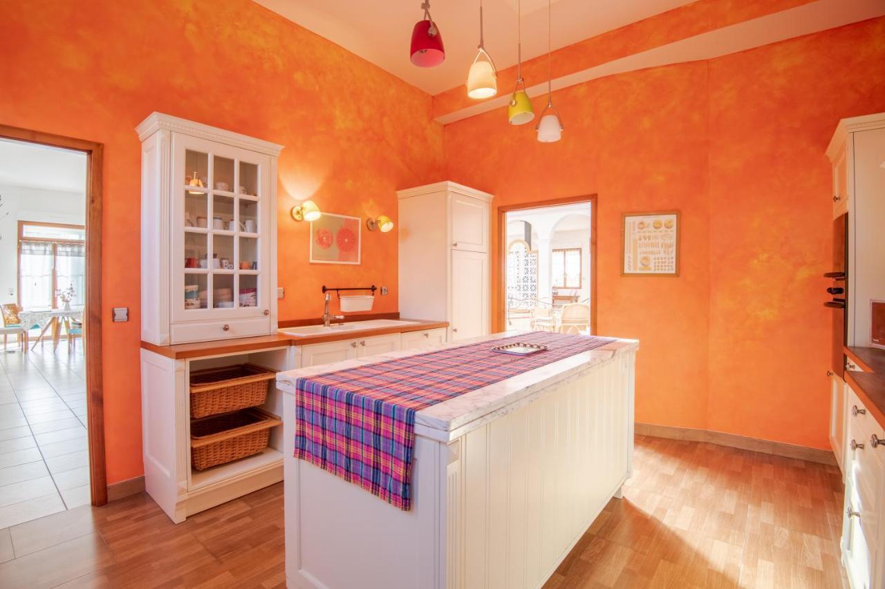 Villa Bolero Saint-Cyr-sur-Loire Esterno foto